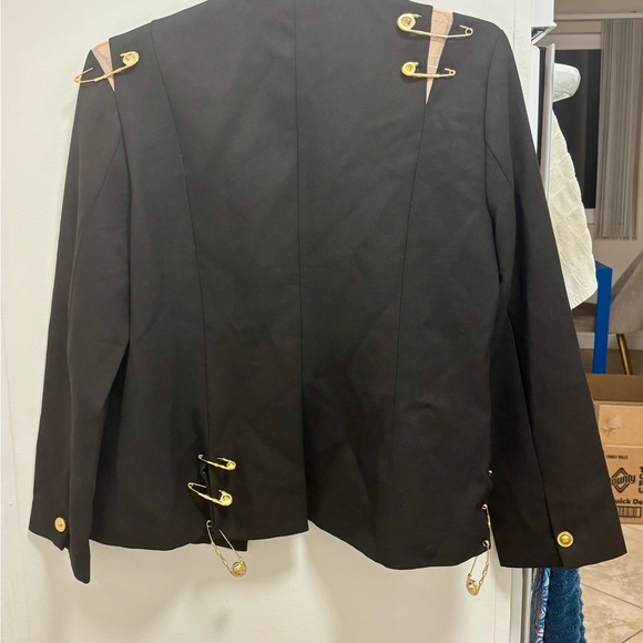 NWT Black Blazer with Oversized Gold Safety Pins - Picture 7 of 8